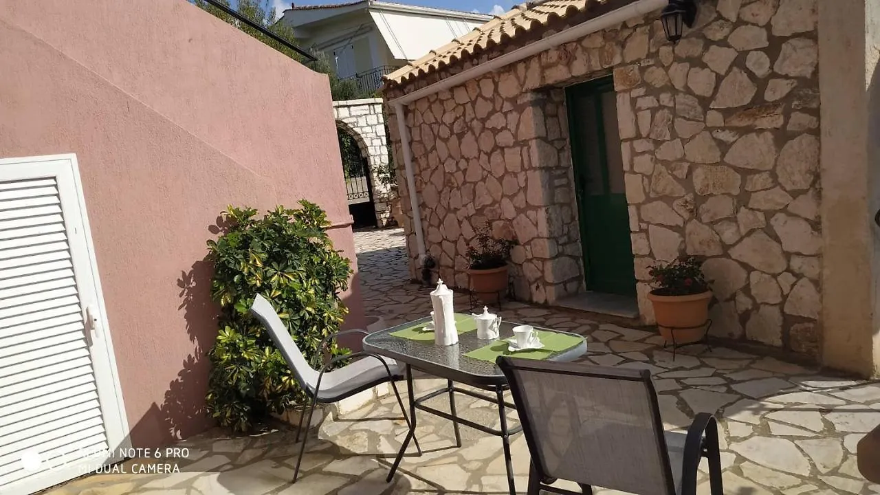 Sofias Cottage Razata Argostoli 0*,  Grækenland